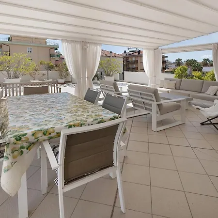 Incantevole Terrazza Apartamento Pietra Ligure